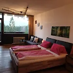 Noemi 3*